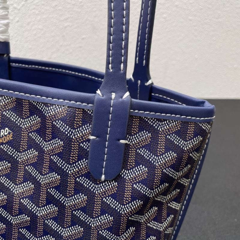 Goyard Shopping Bags